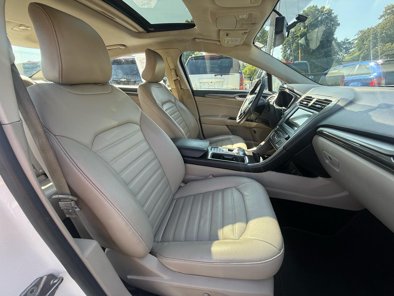 Ford Fusion Energi  2017