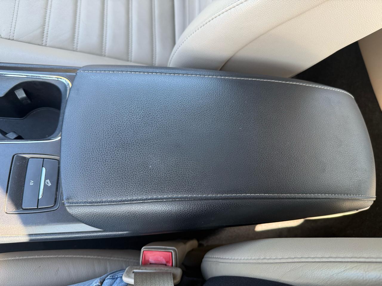 Ford Fusion Energi  2017
