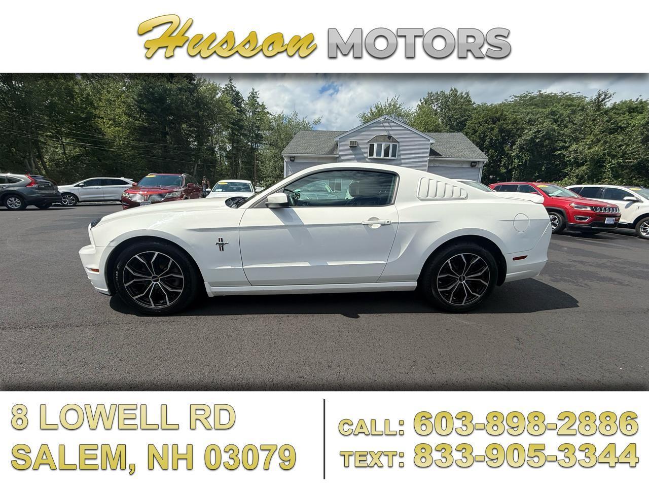 2013 Ford Mustang COUPE