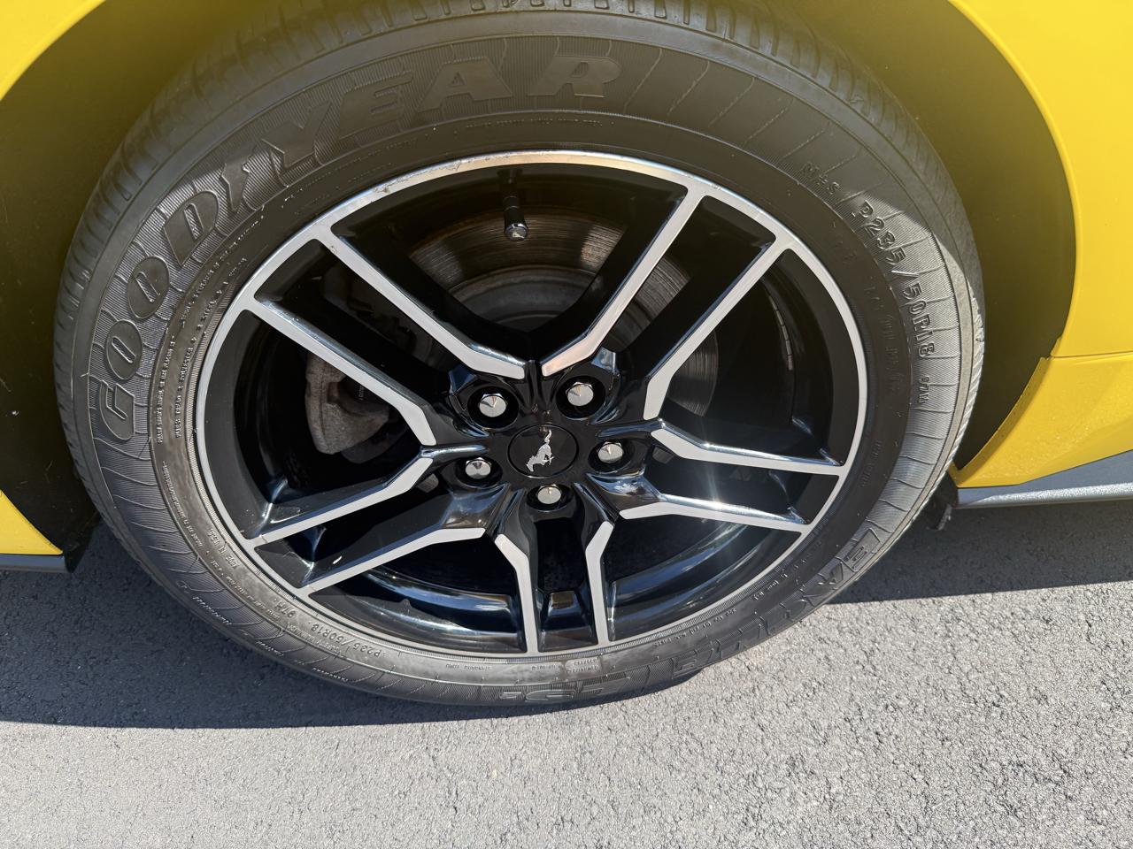 Ford Mustang  2018
