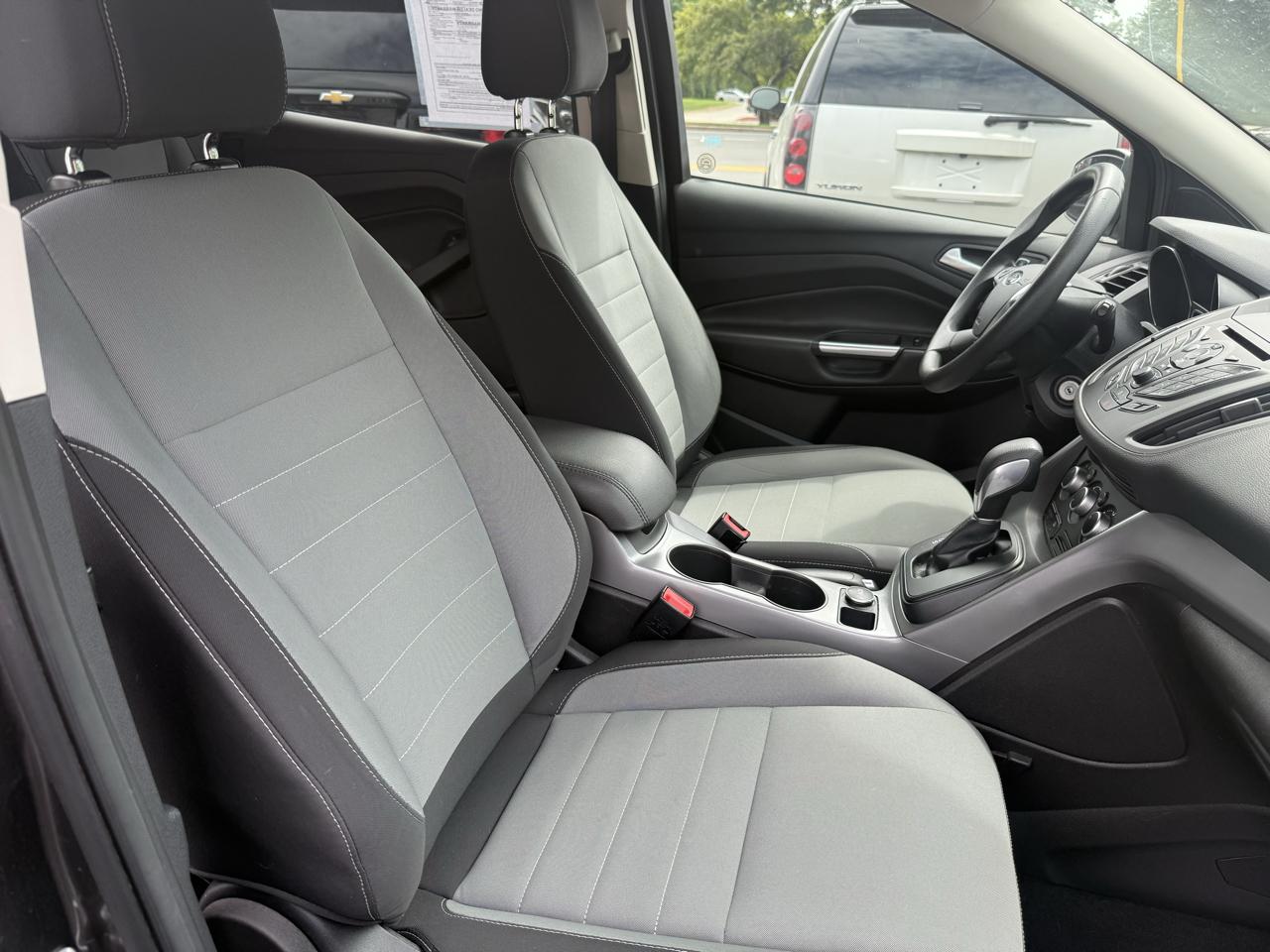 Ford Escape  2016
