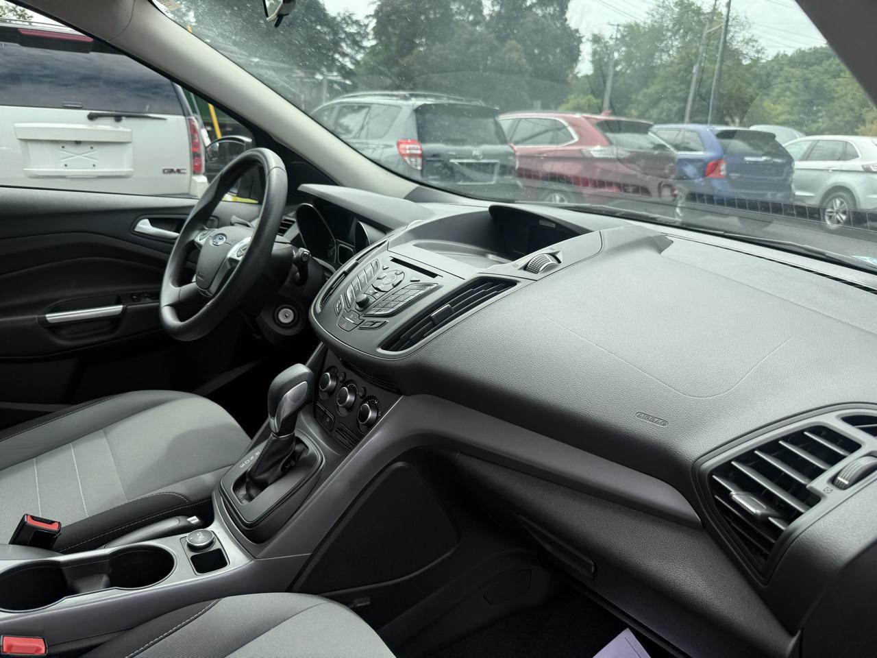 Ford Escape  2016