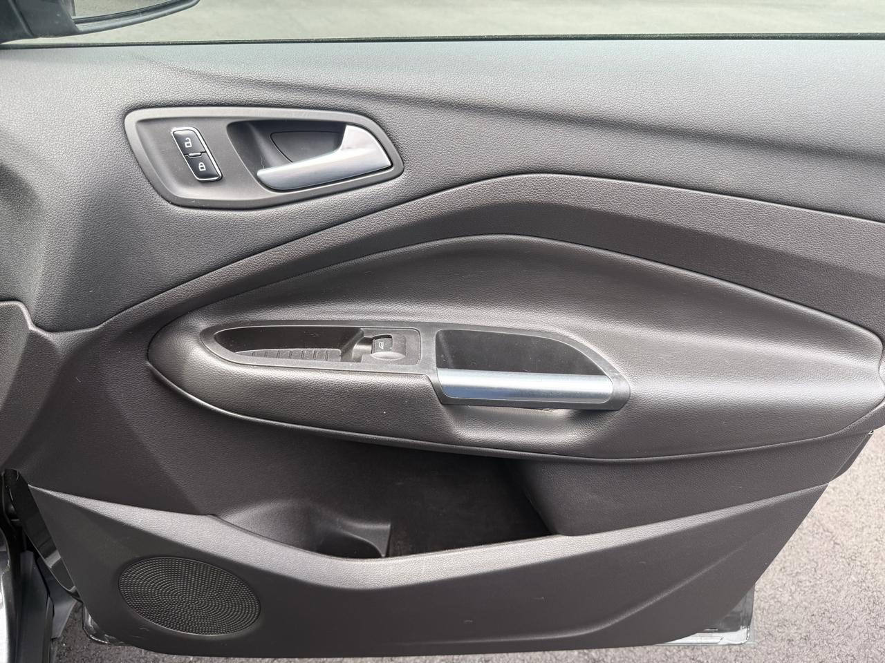 Ford Escape  2016