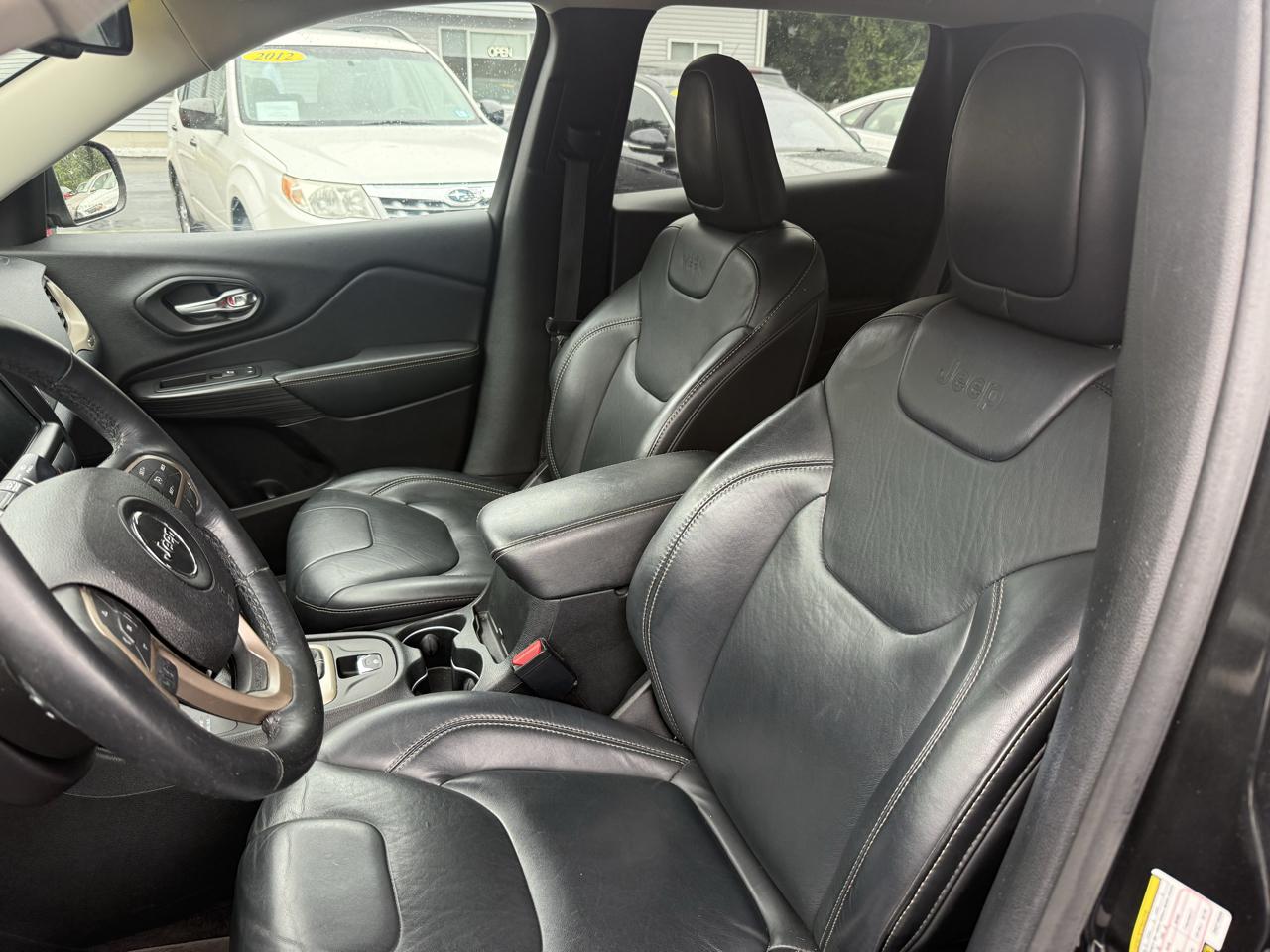 Jeep Cherokee  2016