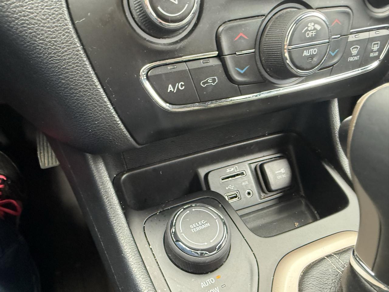 Jeep Cherokee  2016