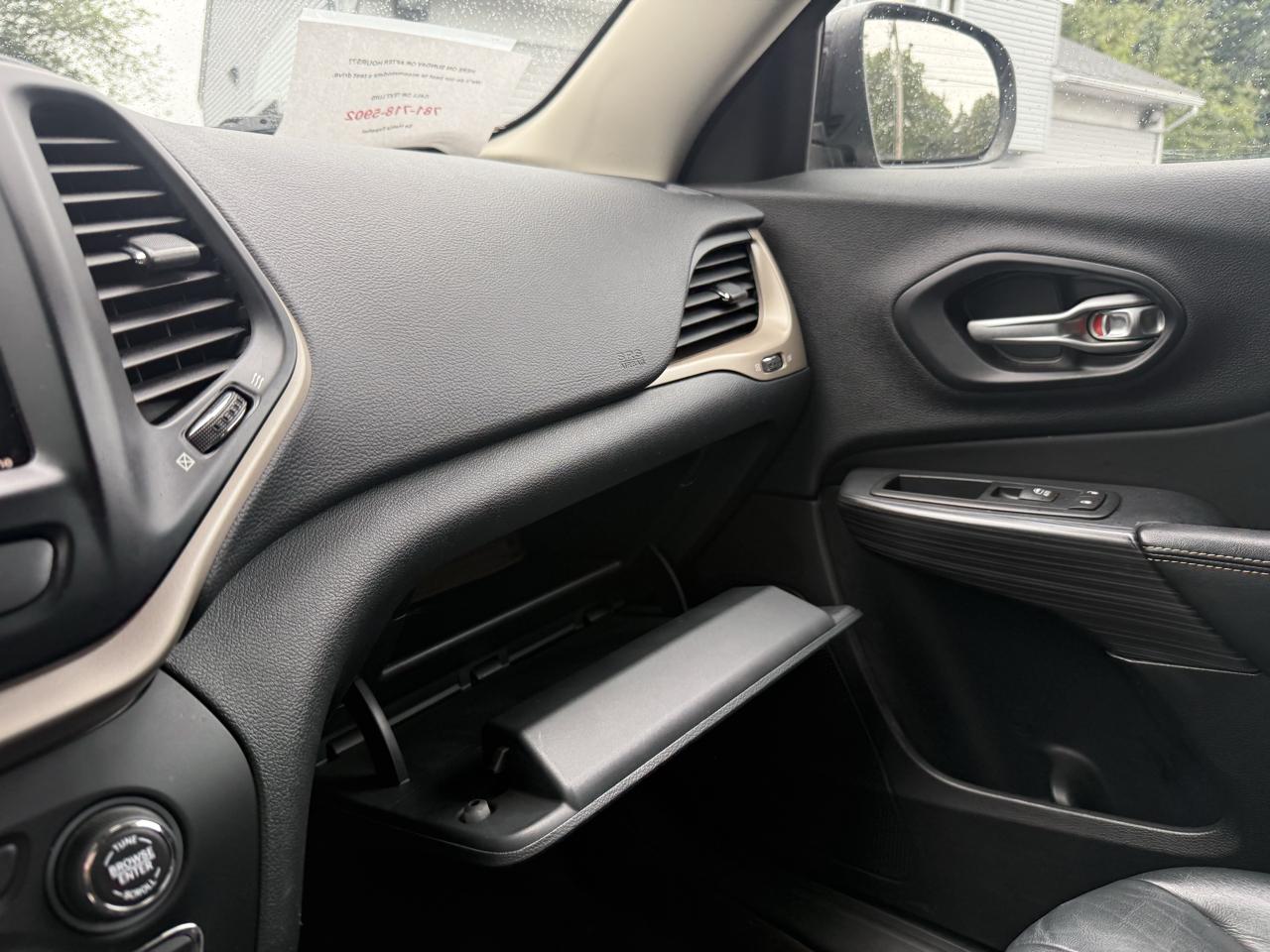 Jeep Cherokee  2016
