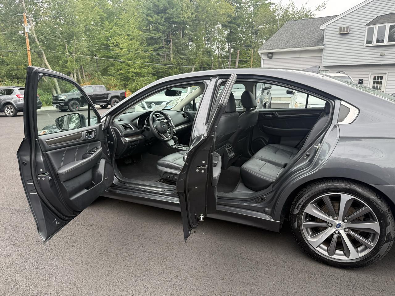 Subaru Legacy  2018