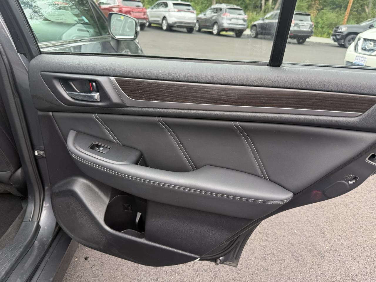 Subaru Legacy  2018