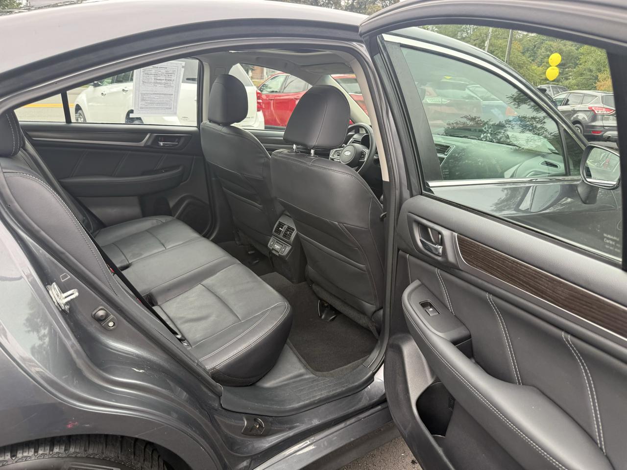 Subaru Legacy  2018