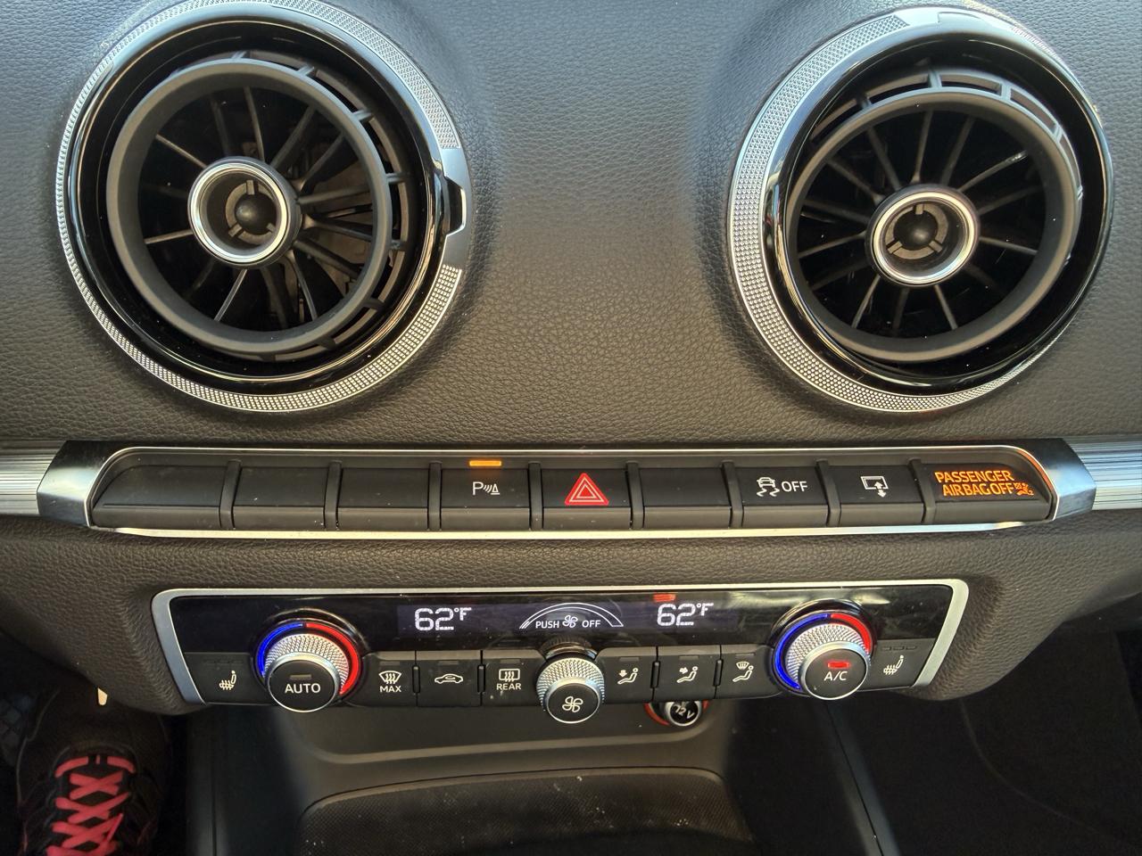 Audi A3  2016