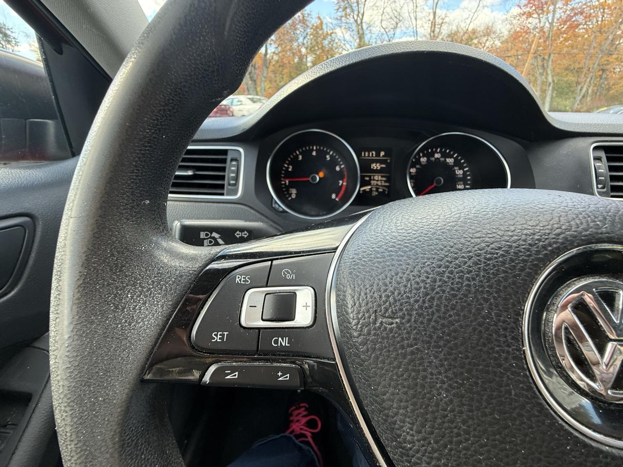 Volkswagen Jetta Sedan  2015