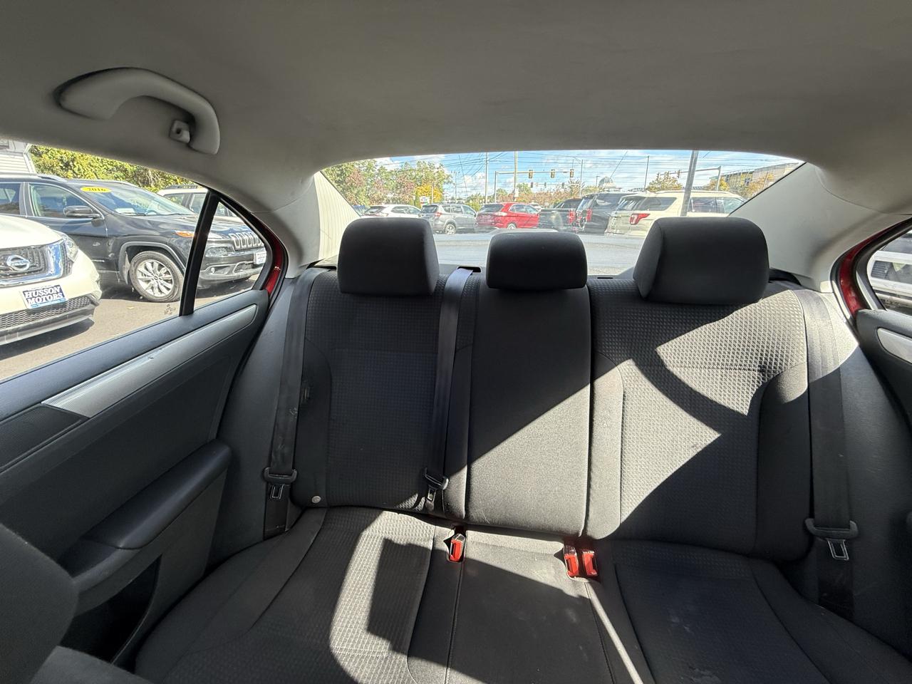 Volkswagen Jetta Sedan  2015