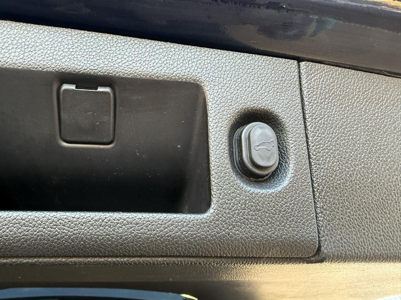 Cadillac Escalade  2018