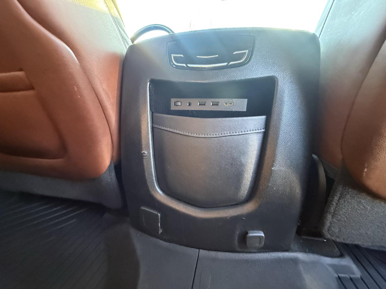 Cadillac Escalade  2018