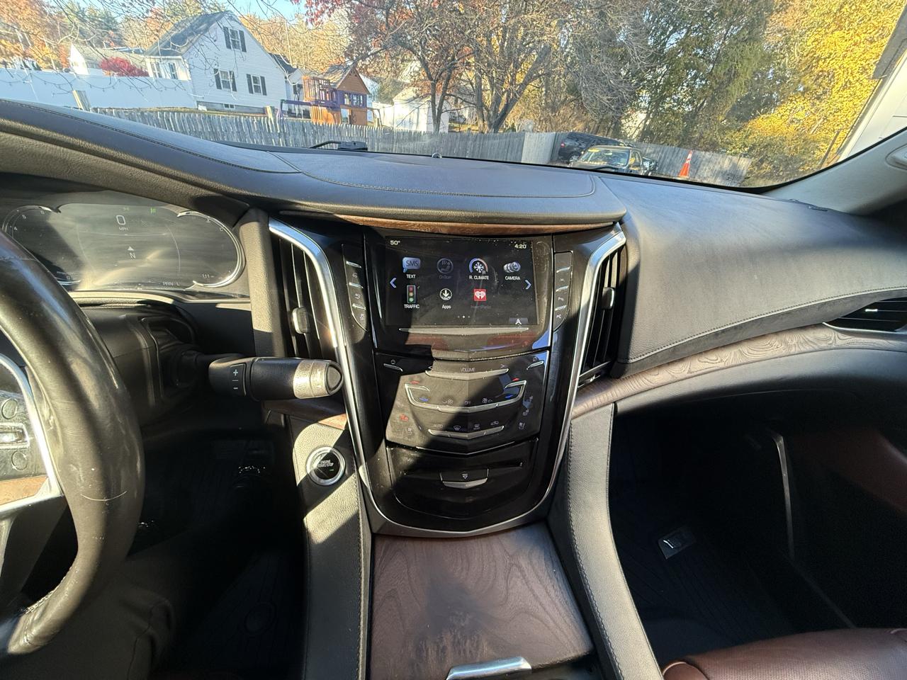 Cadillac Escalade  2018