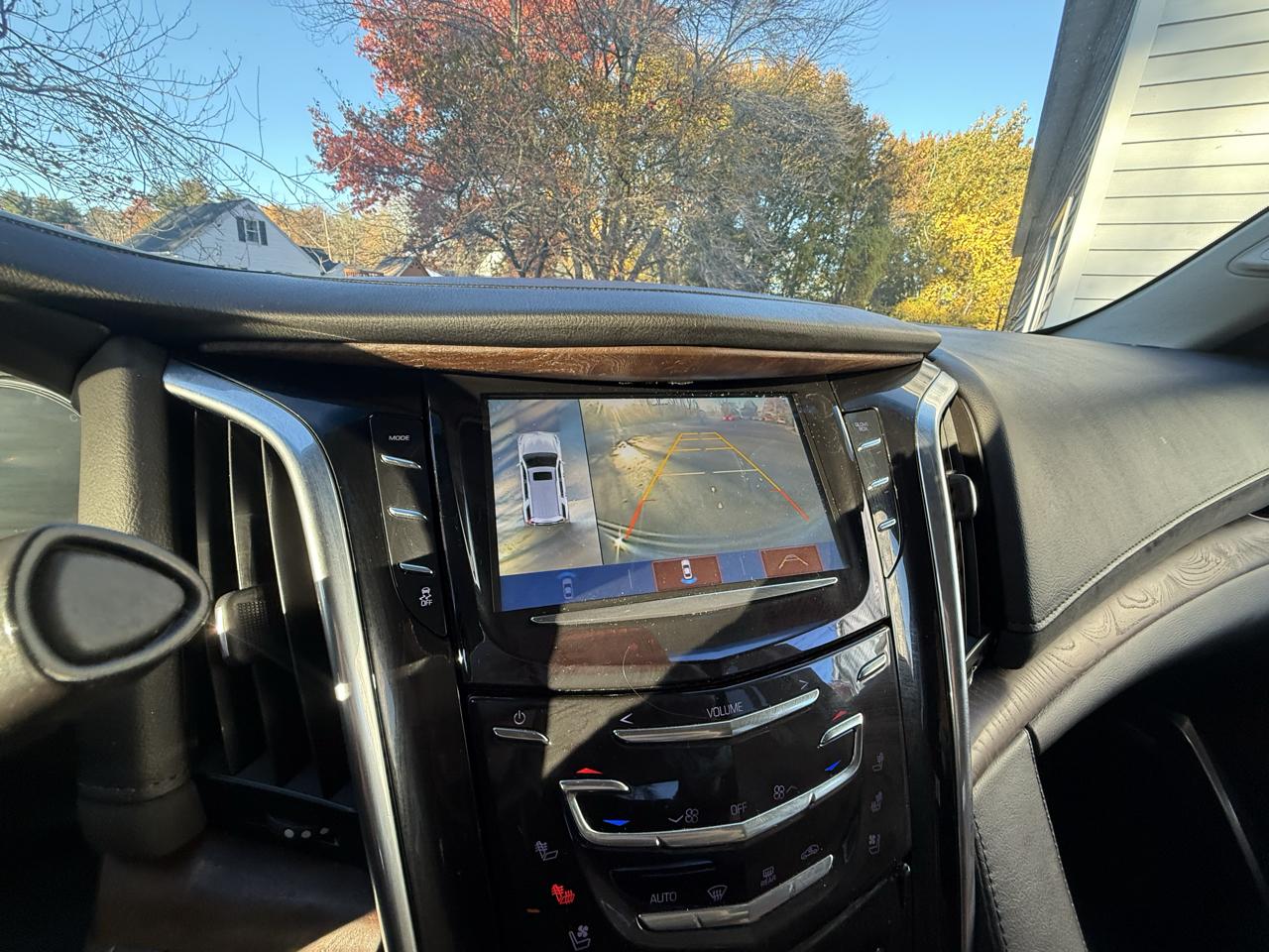 Cadillac Escalade  2018