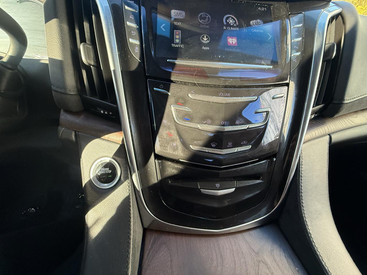 Cadillac Escalade  2018