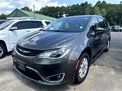 2020 Chrysler Pacifica  2020 Chrysler Pacifica