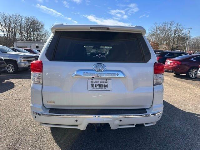 Toyota 4Runner  2012