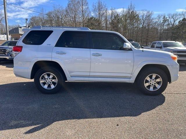Toyota 4Runner  2012