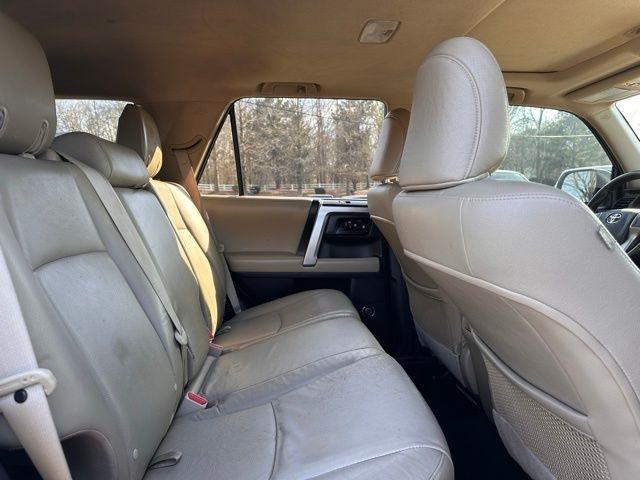 Toyota 4Runner  2012