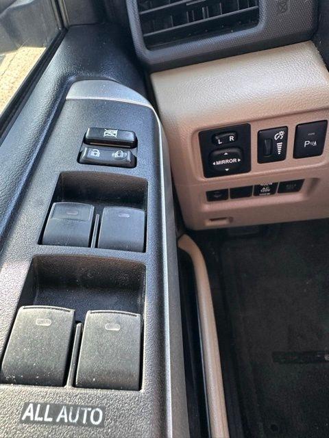 Toyota 4Runner  2012