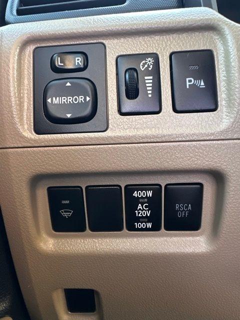 Toyota 4Runner  2012