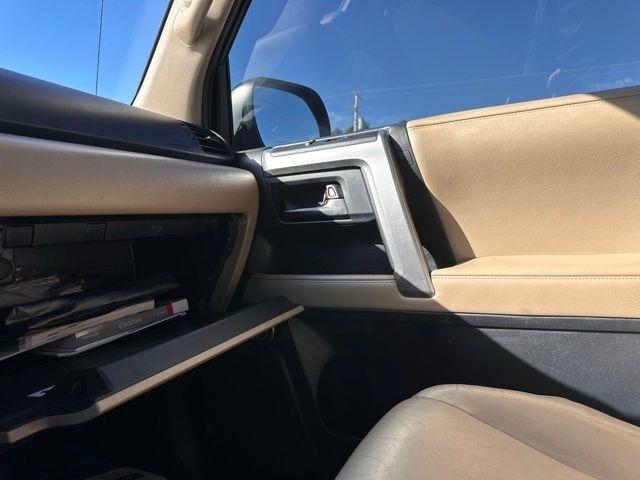 Toyota 4Runner  2012