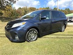 2020 Toyota Sienna 