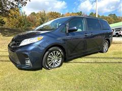2020 Toyota Sienna 