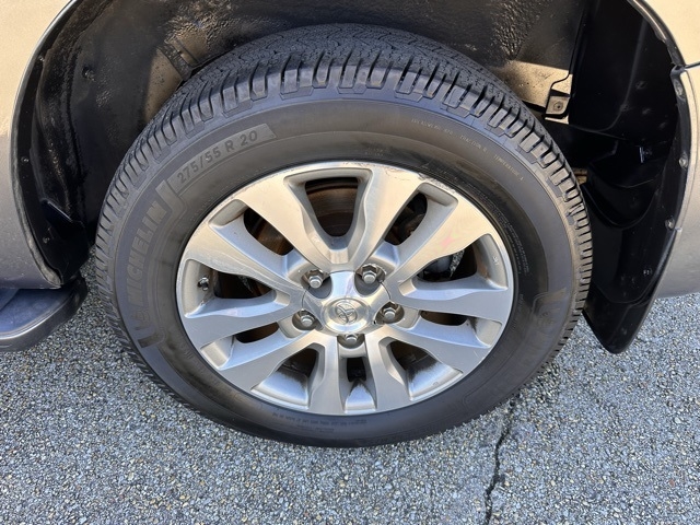 Toyota Sequoia  2014