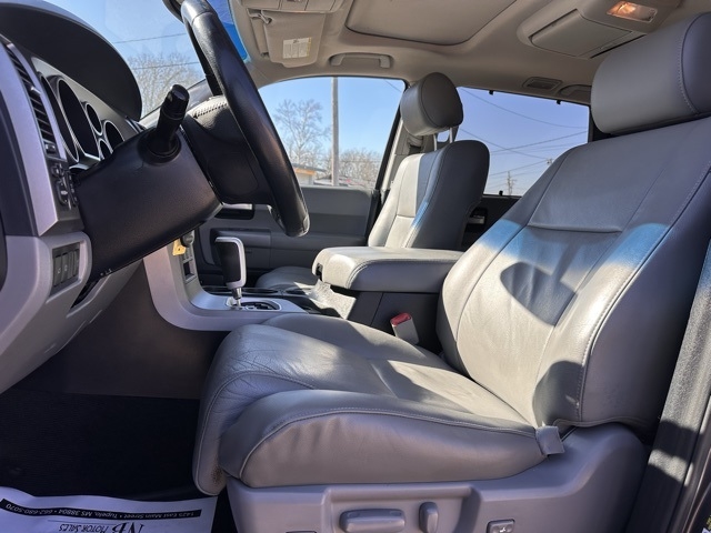 Toyota Sequoia  2014