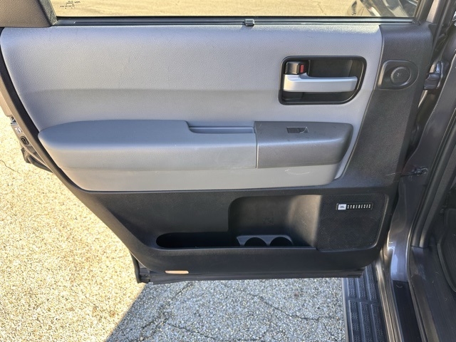 Toyota Sequoia  2014