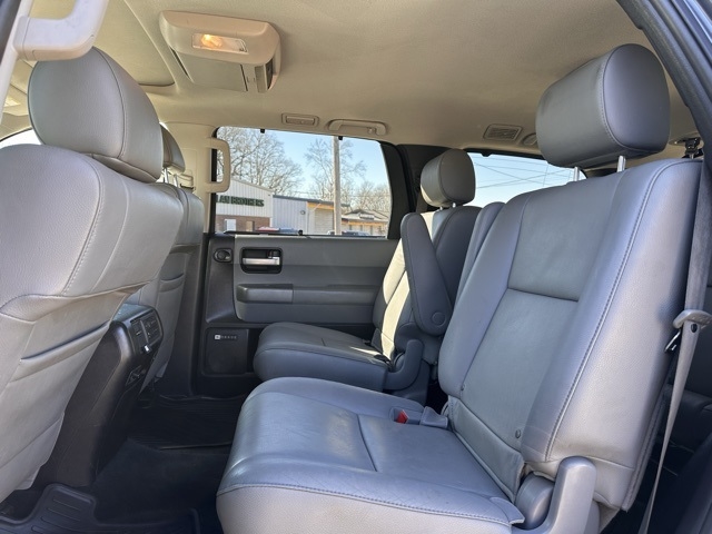 Toyota Sequoia  2014