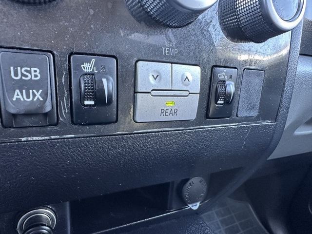 Toyota Sequoia  2014