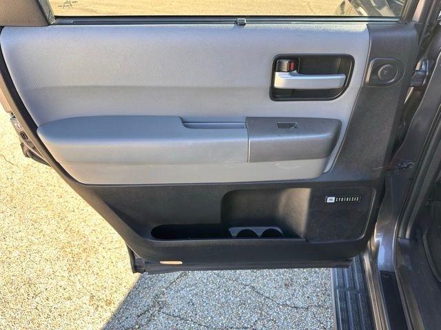 Toyota Sequoia  2014