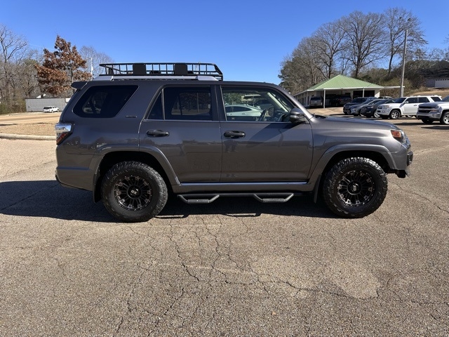 Toyota 4Runner  2014