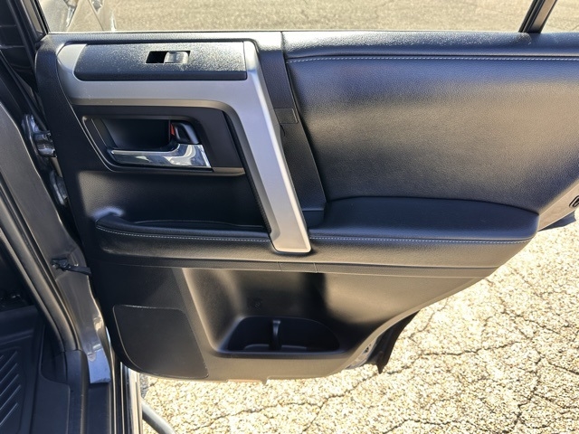 Toyota 4Runner  2014