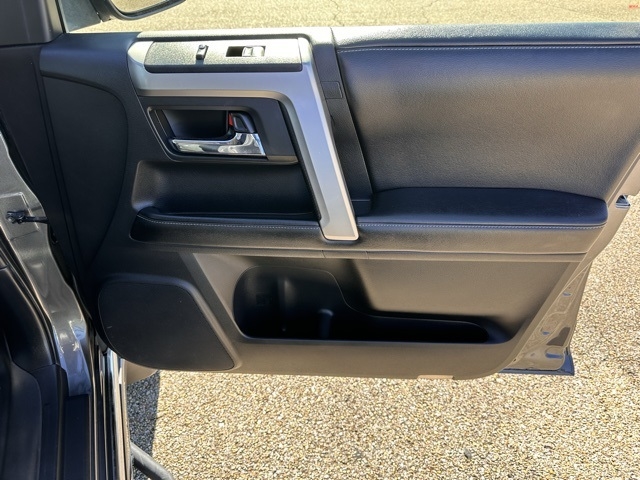 Toyota 4Runner  2014