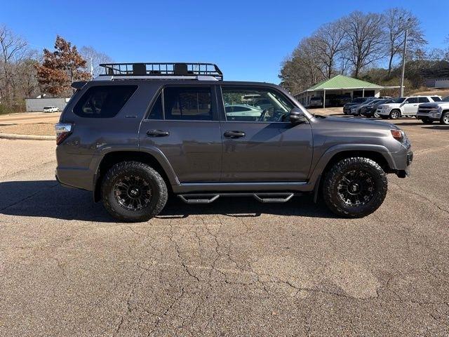 Toyota 4Runner  2014