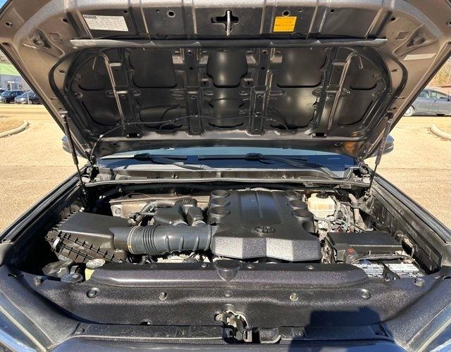 Toyota 4Runner  2014