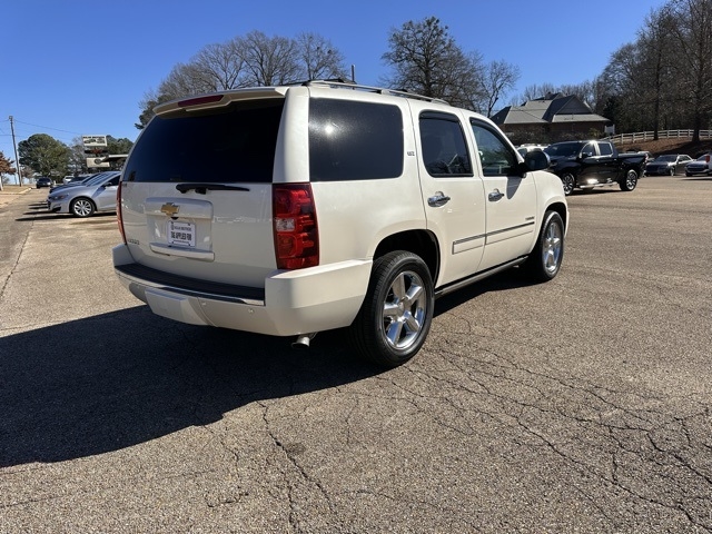 Chevrolet Tahoe  2014