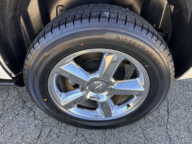 Chevrolet Tahoe  2014