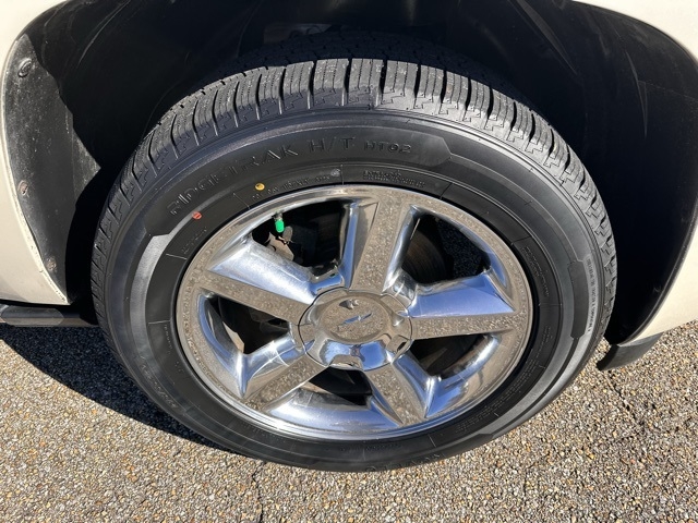 Chevrolet Tahoe  2014