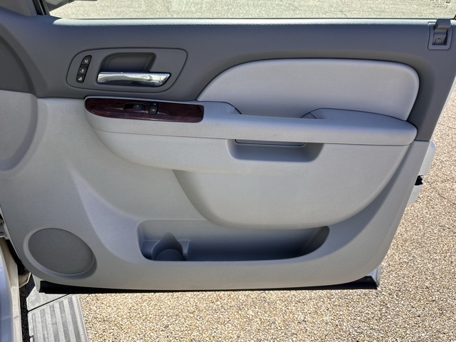 Chevrolet Tahoe  2014