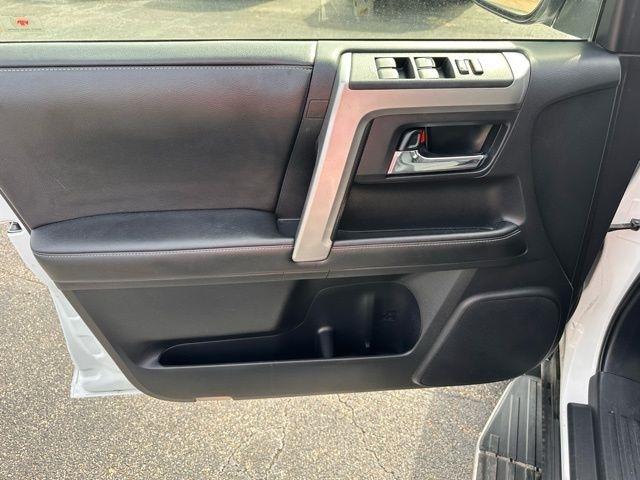 Toyota 4Runner  2014