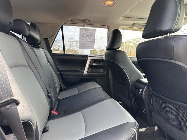 Toyota 4Runner  2014