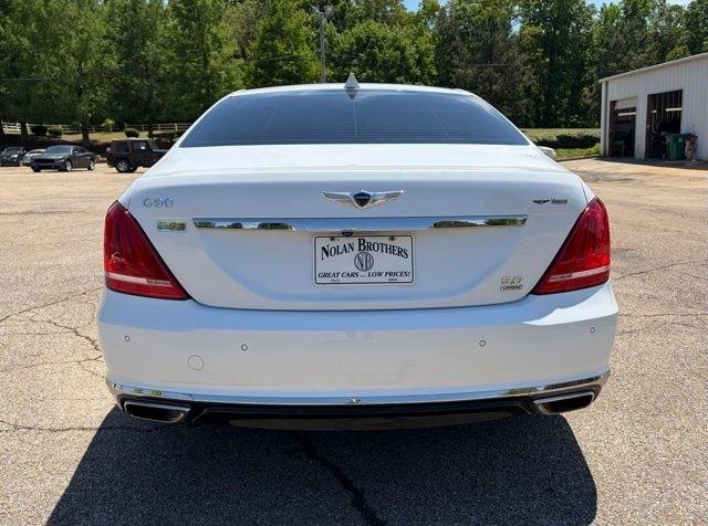 Genesis G90  2018
