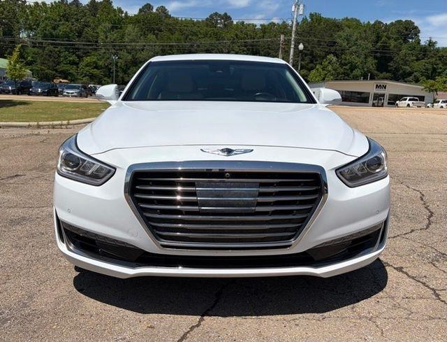 Genesis G90  2018