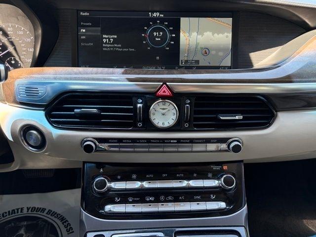 Genesis G90  2018